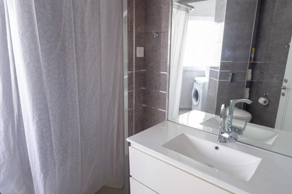 Royal Aparatment On The Sea , Blvd Nitza 34 Netanya Exterior photo